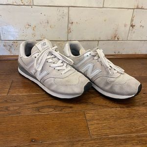 New balance shoes